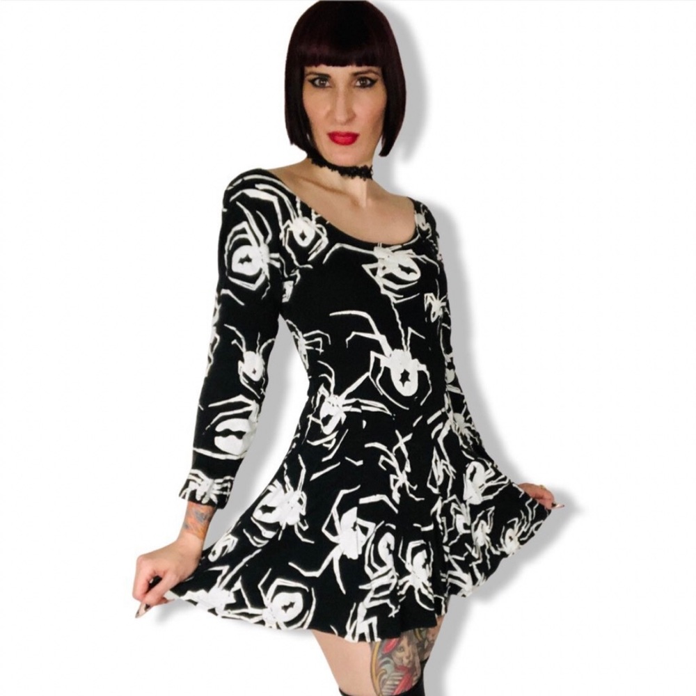 Vintage 90s Spider Novelty Print Cotton Mini Dress Betsey Johnson Style S M - Picture 4 of 9